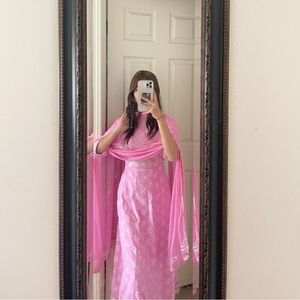 Pink and White Shalwar (salwar) Kameez